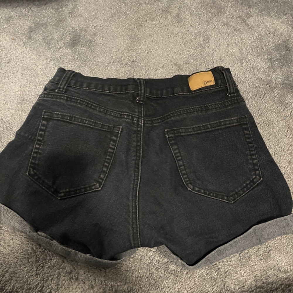 Jean shorts - Picture 2 of 2